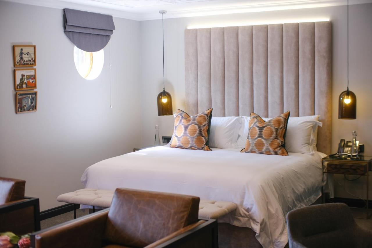 Sanctuary Mandela Hotel Johannesburg Bagian luar foto