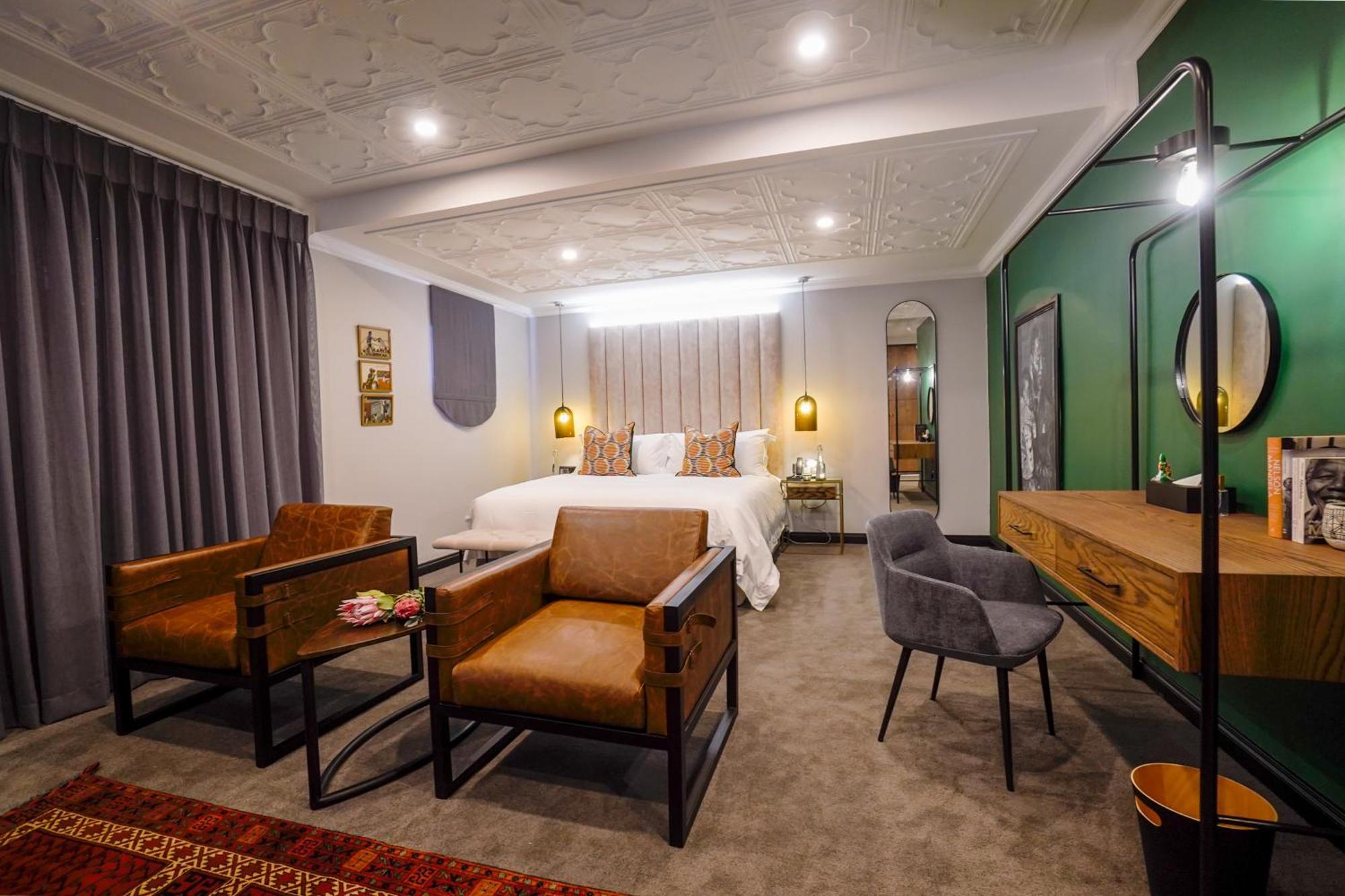 Sanctuary Mandela Hotel Johannesburg Bagian luar foto